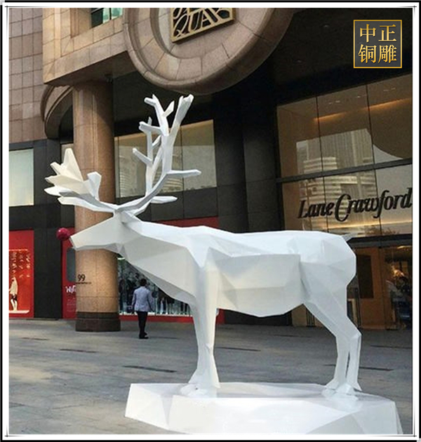 商場(chǎng)玻璃鋼雕塑.jpg 商場(chǎng)玻璃鋼雕塑.jpg