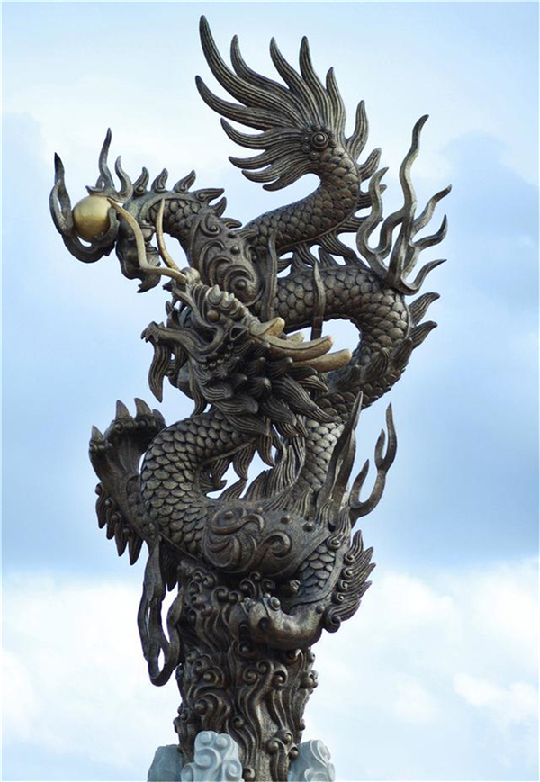 廣場(chǎng)銅龍雕塑.jpg 廣場(chǎng)銅龍雕塑.jpg