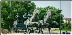 戰(zhàn)爭主題銅馬車雕塑 戰(zhàn)爭主題銅馬車雕塑